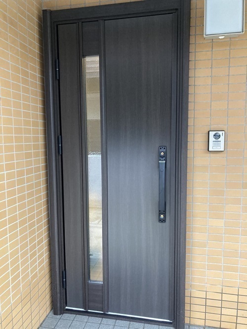 玄関扉カバー工法のご紹介